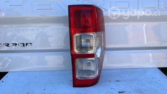 Ford ranger foco derecho (12-21)