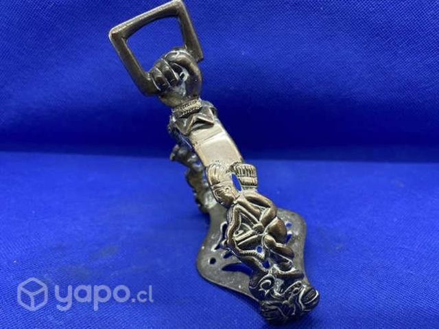 Antiguo estribo de Plata sólida siglo XVIII