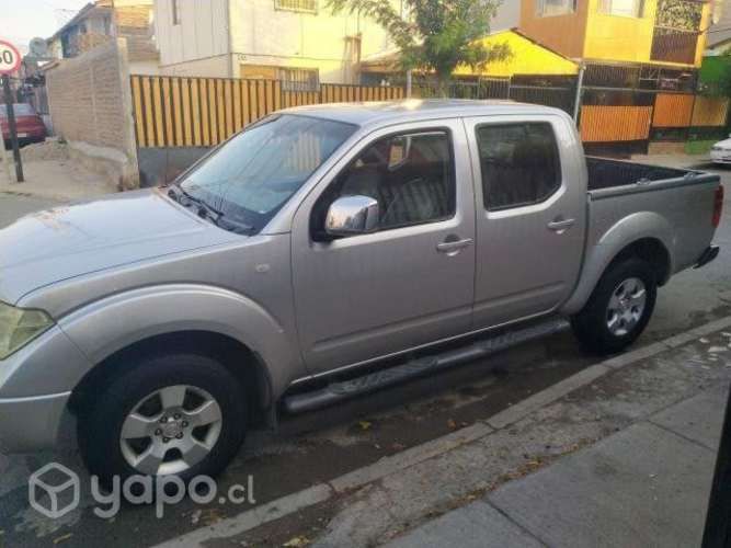 Nissan navara le 2010