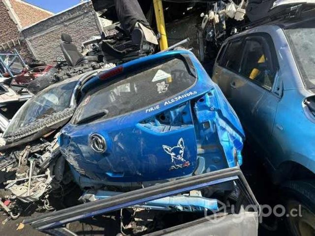 Portalón sin vidrio Dongfeng ax4 2019