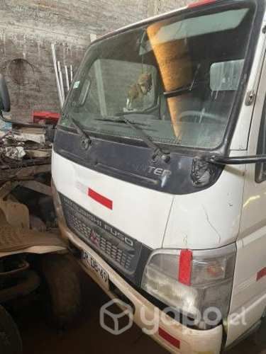 Camión Mitsubishi Canter 2010