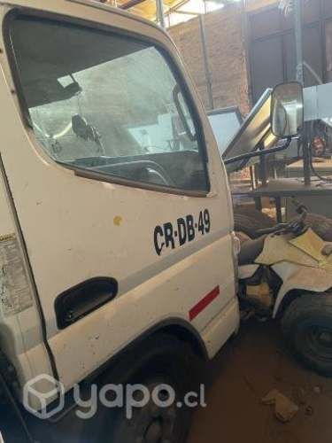 Camión Mitsubishi Canter 2010