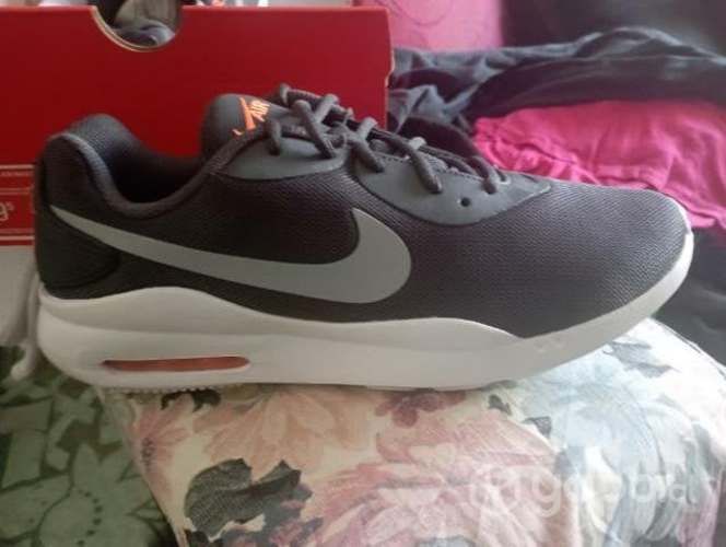 1 par de Zapatillas Nike