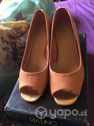 Zapatos via uno 38