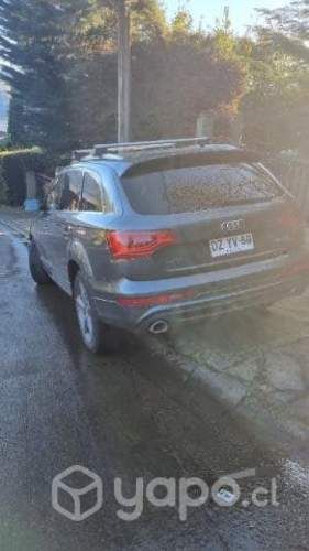 AUDI Q7 3.0 TFSI QUAT TIPTRON SLINE