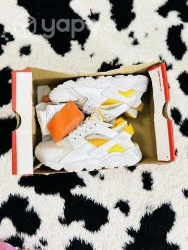Nike Air Huarache