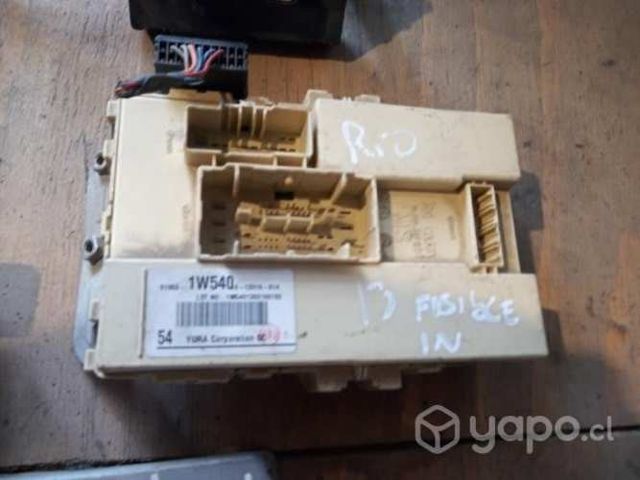 Kia rio 2013 caja fusibles interior envio regiones
