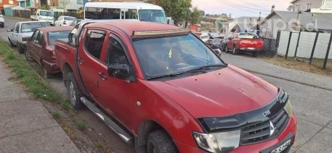 Mitsubishi l200 2014