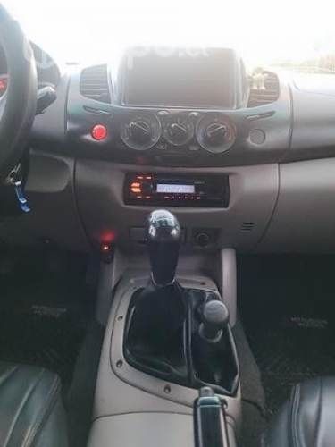 Mitsubishi l200 2014