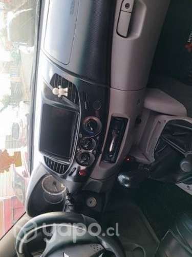 Mitsubishi l200 2014