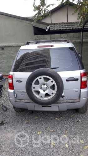 Ford ecosport portalon trasero en desarme total