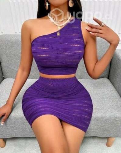 Conjunto top con falda