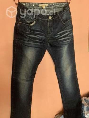 Jeans mujer suburbia y vestido