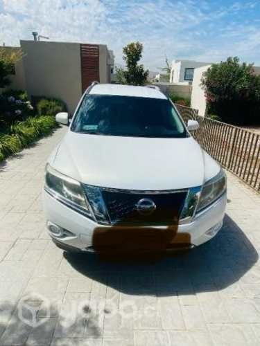Vendo Nissan Pathfinder
