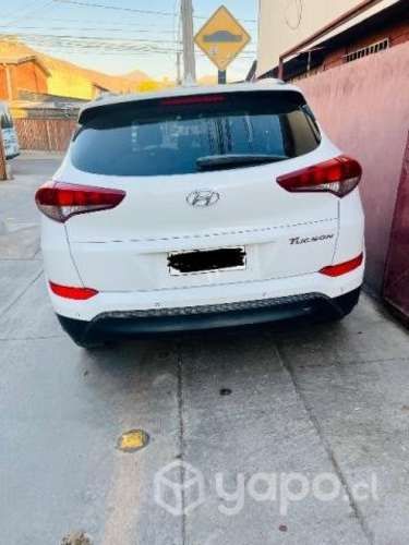 Hyundai Tucson 2.0 AT ADVANCE