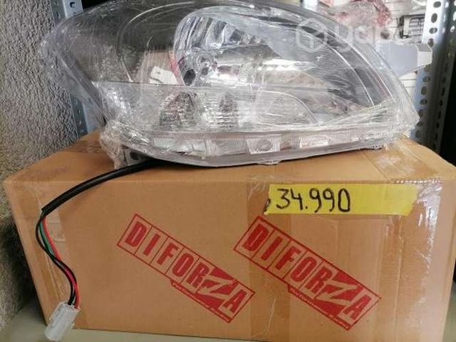 Óptico Toyota new yaris