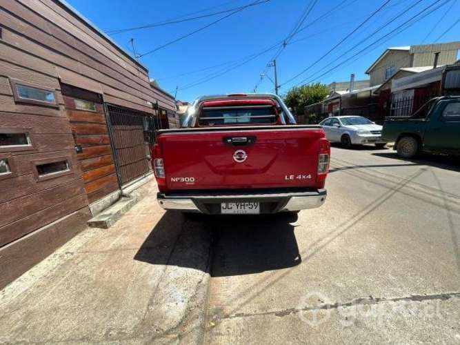Nissan np300 2017