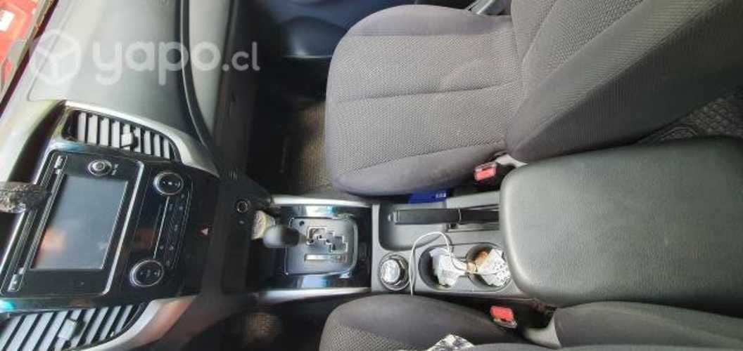 Se vende camioneta automática full