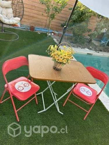 Lindo juego de Mesa de terraza o cocina