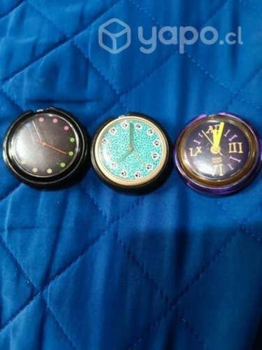 Tres Relojes Pop Swatch barato uno está con pila y