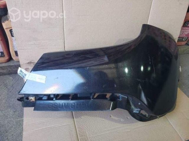 Parachoque lateral trasero lh tracker 1.8 2017