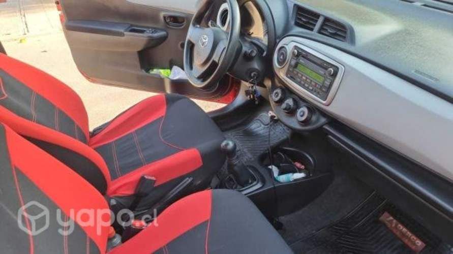 Toyota yaris 2013