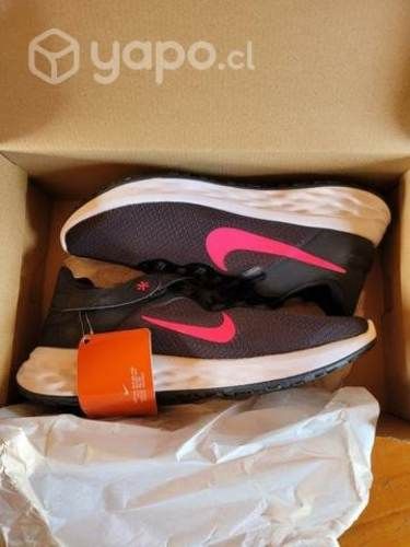 Zapatillas nike nuevas (talla US 10)