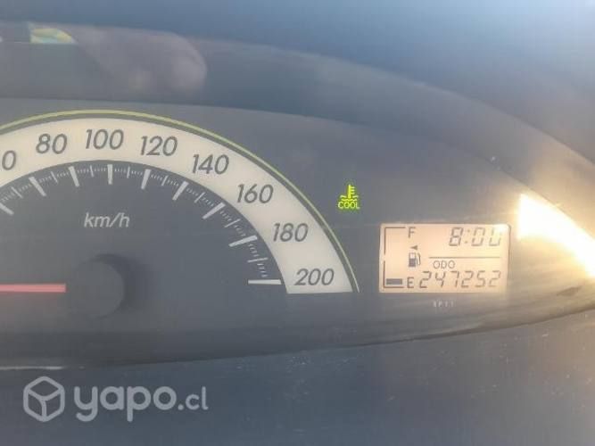 Toyota yaris unico dueño