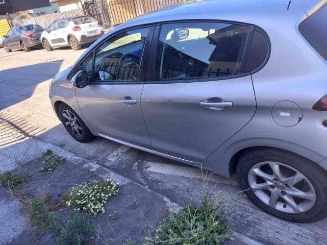 Pegueot 208 1.2 active pack