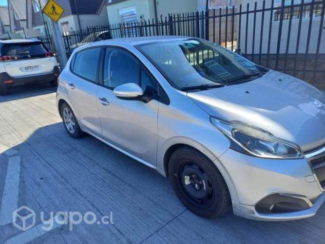 Pegueot 208 1.2 active pack