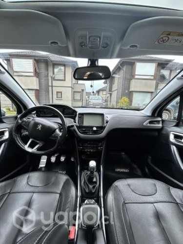 Peugeot 2008 año 2015 1.6 E HDI 115 HP