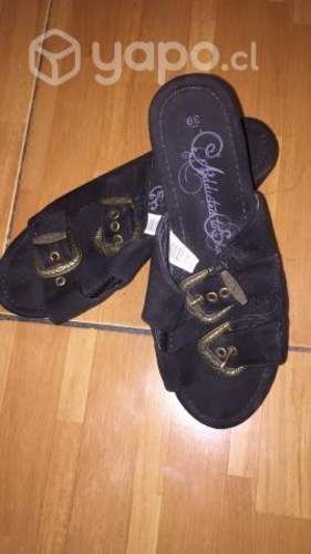 Chalas mujer, usadas, buen estado