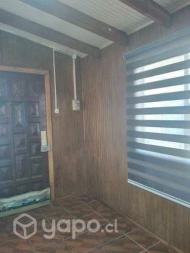 Arriendo casa habitacion interior ,semi amoblada