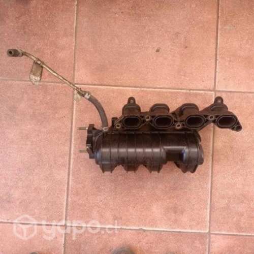 Múltiple De Admisión Toyota Yaris Eco Sport Y Seda