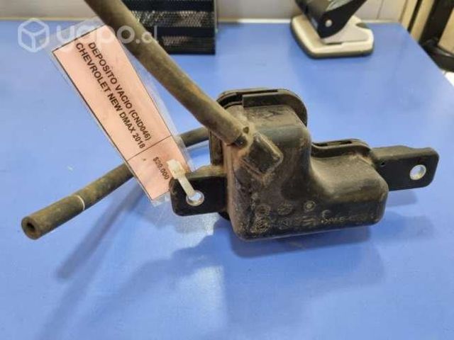 Deposito vacio (CND046) Chevrolet New Dmax 2018