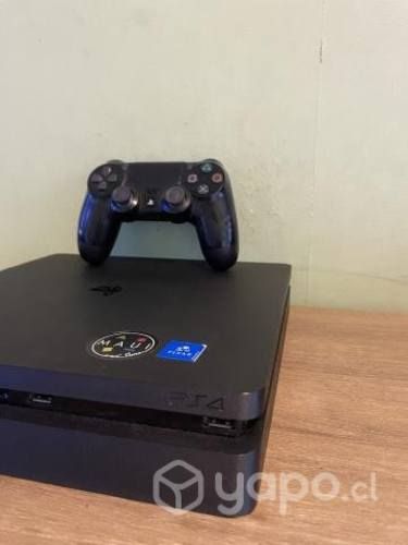 Ps4 slim con mantencion