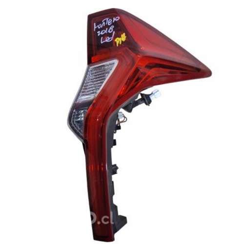 Foco derecho mitsubishi montero 2020