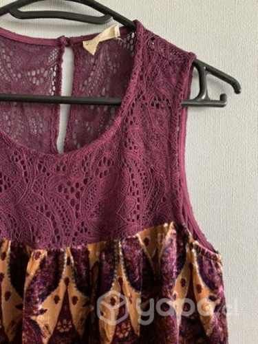 Blusa Umbrale, un básico en talla S ( Holgada)