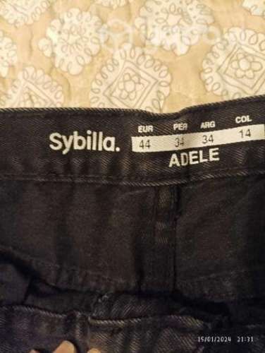 Jeans Marca Sybilla talla 44