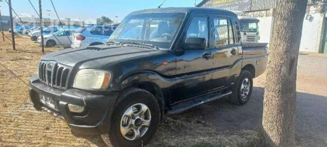 Mahindra pick up 2012