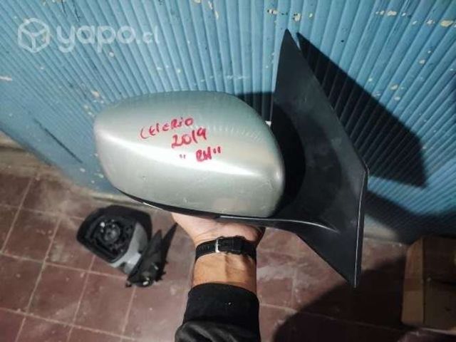 Suzuki celerio 2019 espejo derecho nuevo