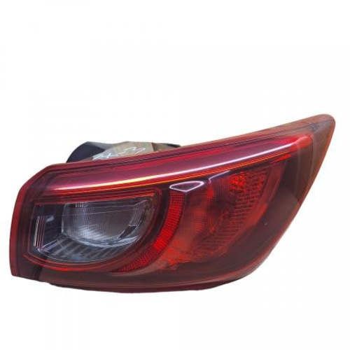 Foco derecho mazda cx3