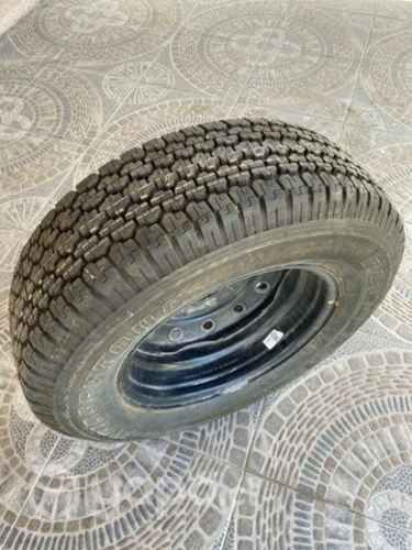 Neumático con llanta BRIDGESTONE 235/70R16
