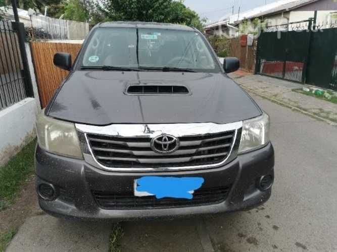Se vende toyota hilux 2014