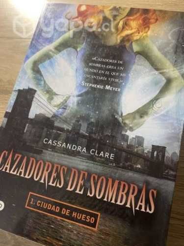 Libro Cazadores de Sombras 1 Original