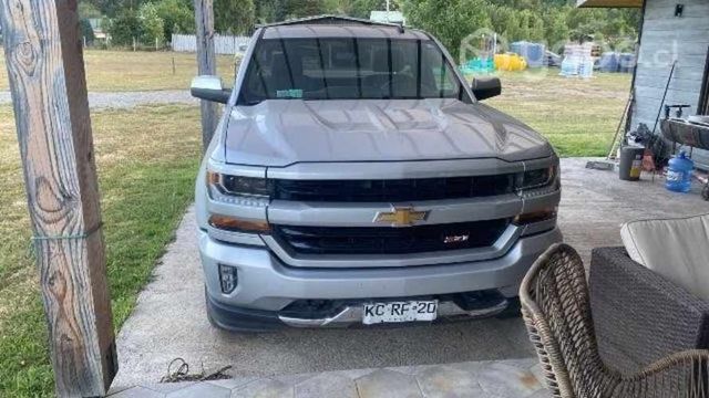 CHEVROLET SILVERADO