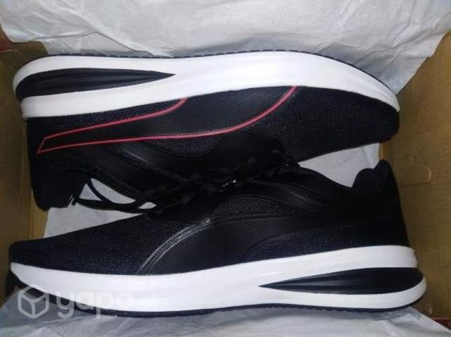 Zapatillas Puma, nuevas, N°42