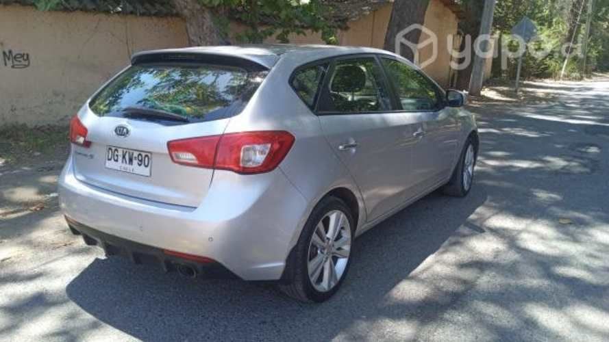 Kia cerato 5