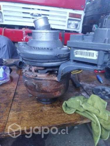 Turbo 9.3L MaxxForce DT570, I313 - Usado