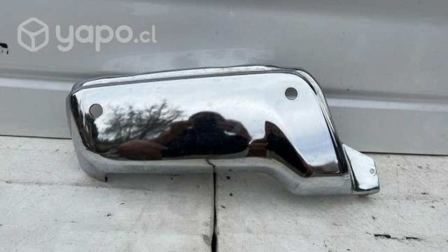 Corner izquierdo parachoque trasero chevrolet dmax